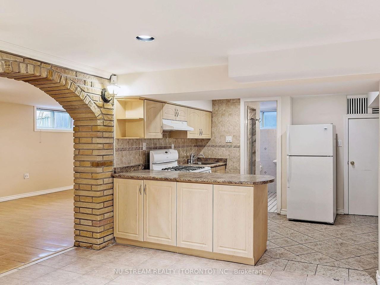 148 Pleasant View Drive - Photo 3 of 8