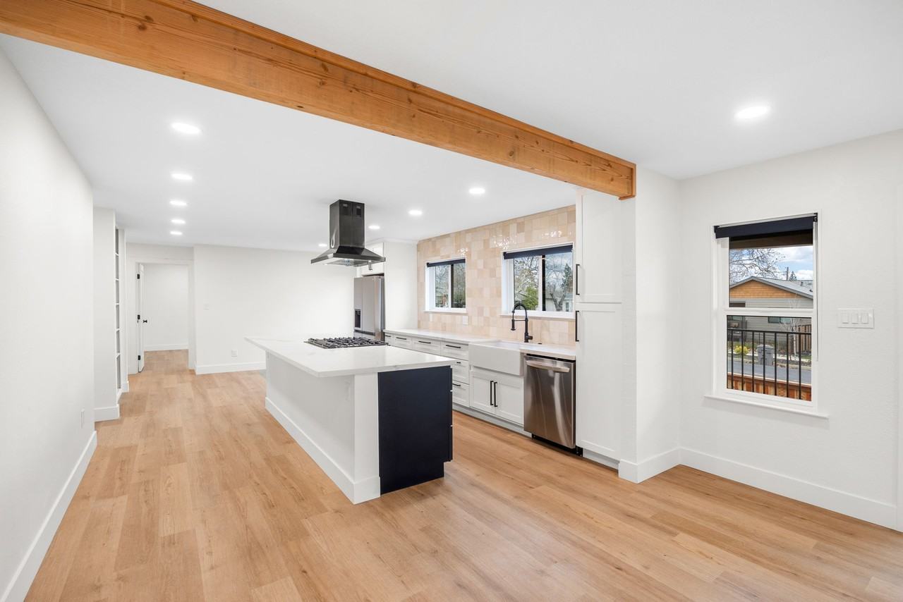 202 Roseville Street - Photo 3 of 23