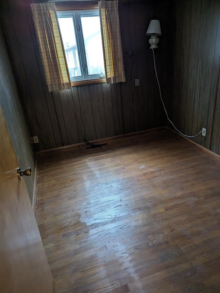 9 Glenview Dr #1 - Photo 4 of 35