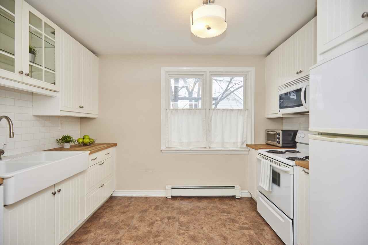 56 Marlborough Ave Main Fl - Photo 3 of 14