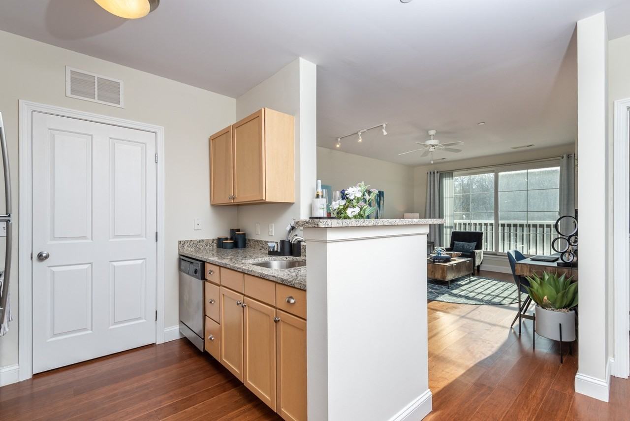 Parkside Commons - Photo 5 of 47