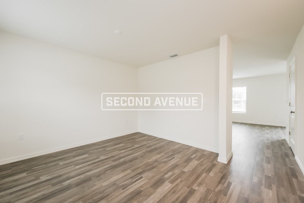 1912 Tanager Ave - Photo 5 of 17