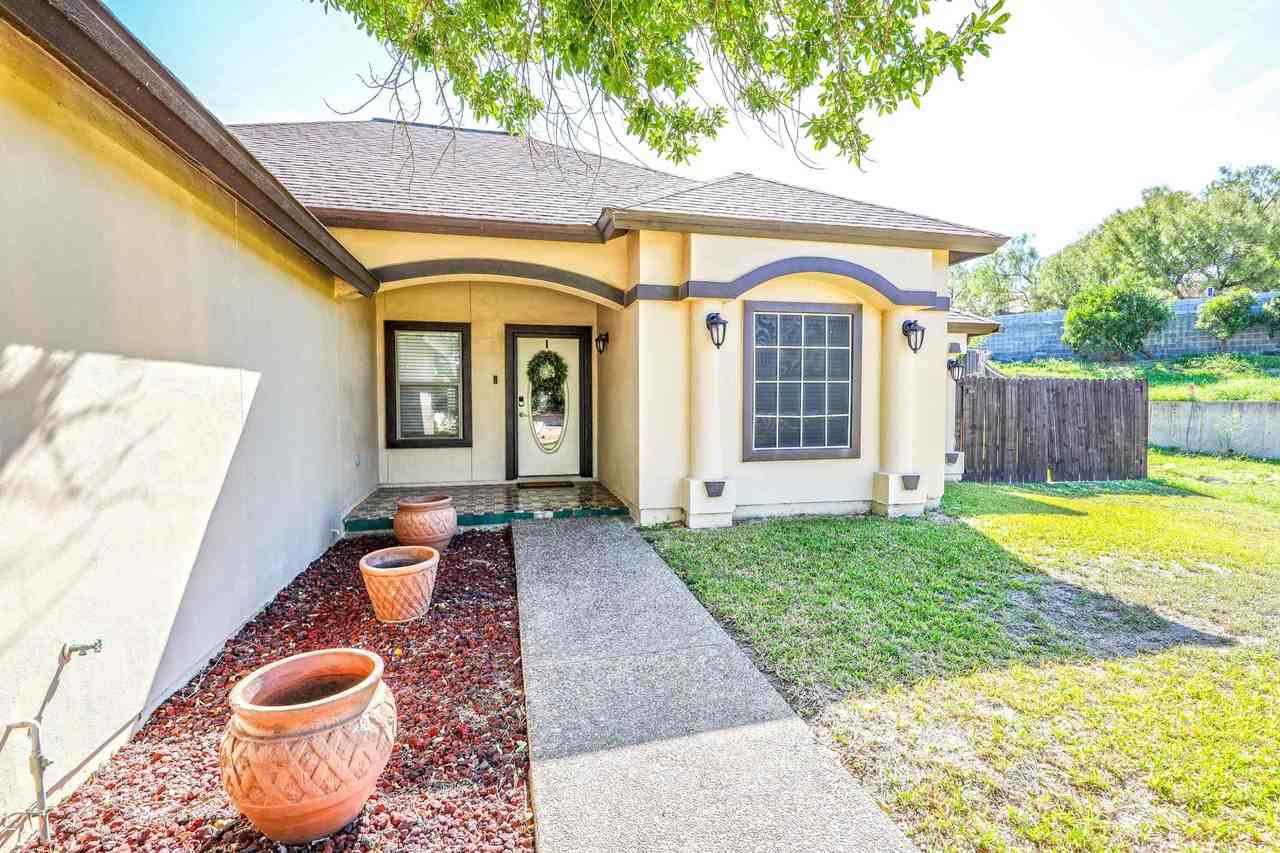 8902 Siller Loop - Photo 2 of 29