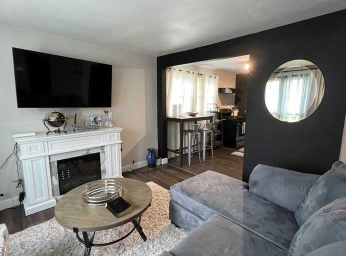 363 Pim St - Photo 2 of 13