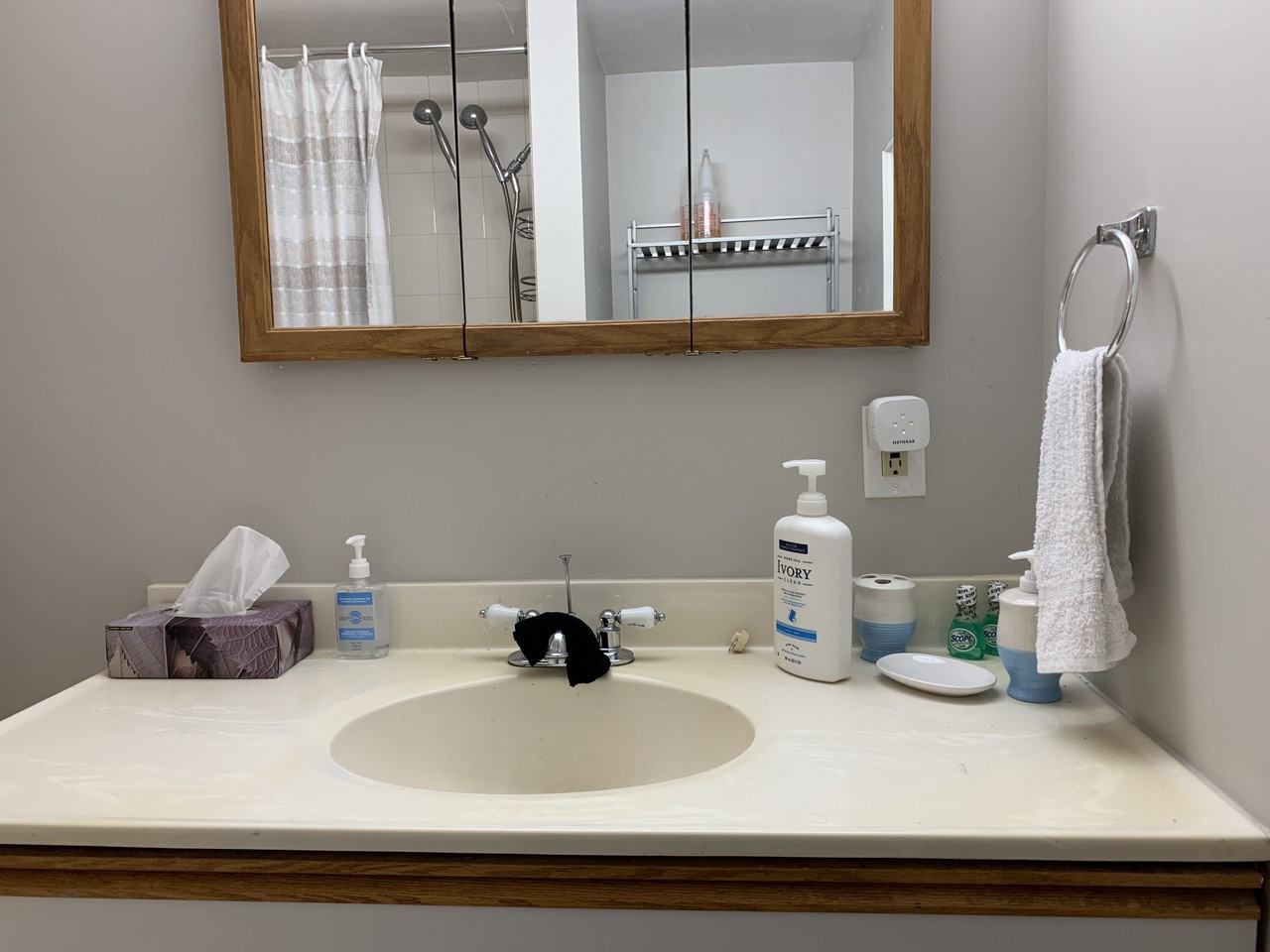 670 Springer Avenue - Photo 3 of 17