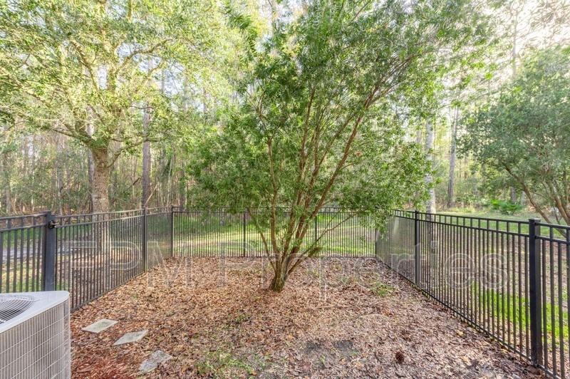 807 Scrub Jay Dr - Photo 5 of 37