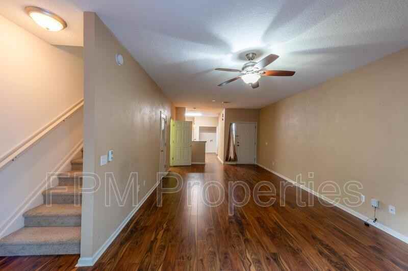 807 Scrub Jay Dr - Photo 6 of 37