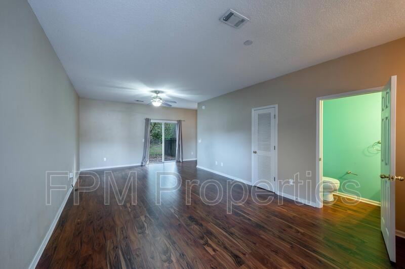 807 Scrub Jay Dr - Photo 7 of 37
