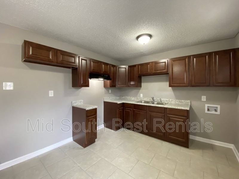 2994 Lounette St - Photo 3 of 8