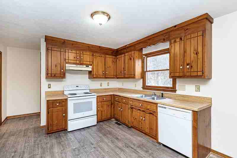 13732 War Admiral Dr - Photo 2 of 20