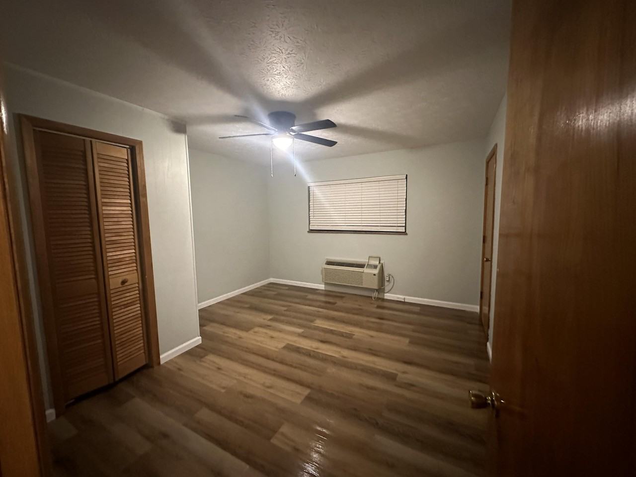 1233 Main Avenue - Photo 3 of 7