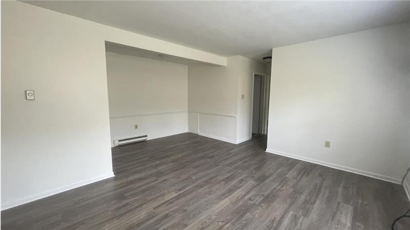 407 Colonial Dr #42 - Photo 5 of 9