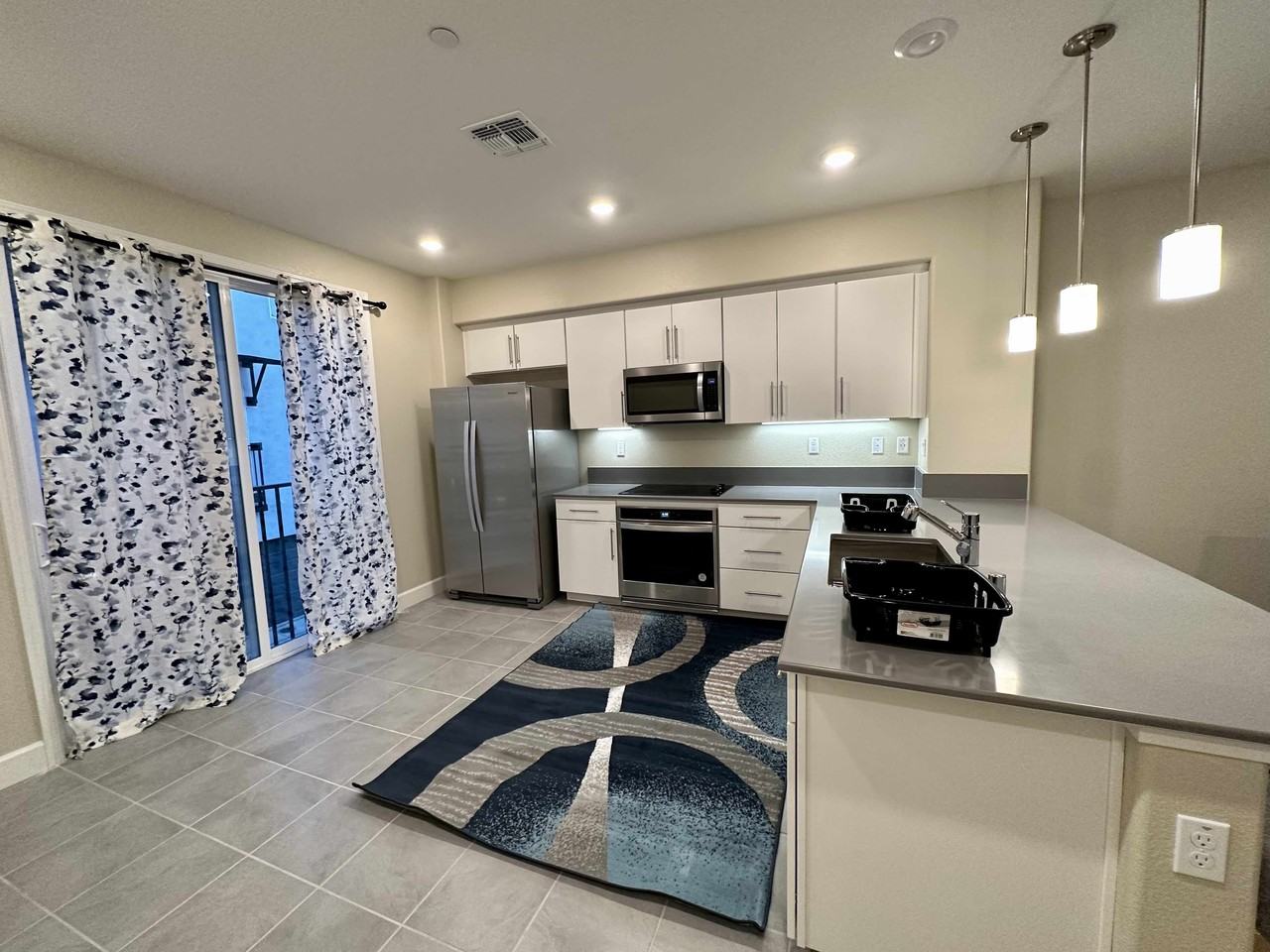 29699 Mission Boulevard #1 - Photo 2 of 13