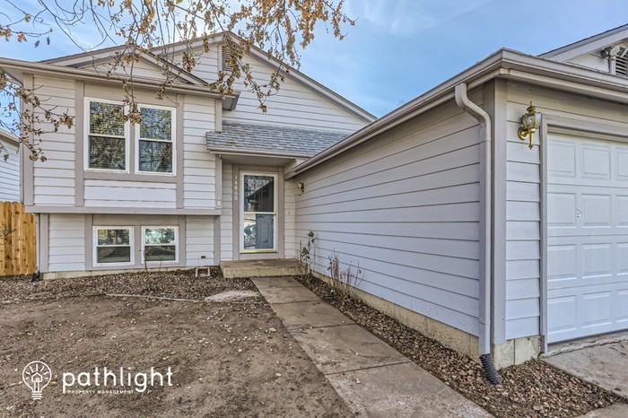 18860 E Carmel Cir - Photo 2 of 22