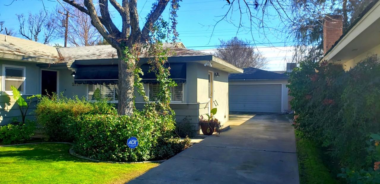 2524 Cedar St #NA - Photo 2 of 20