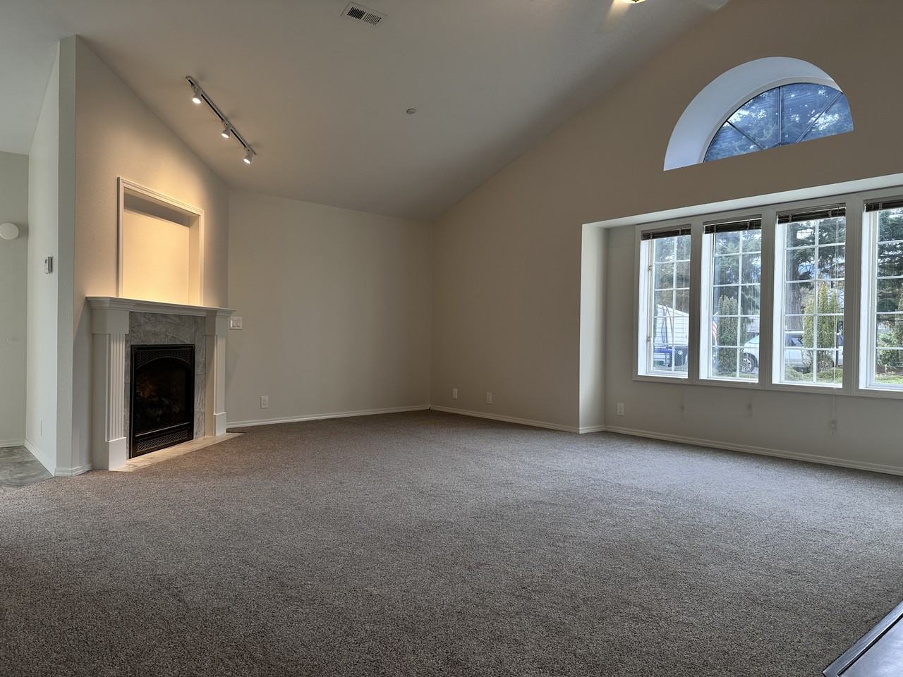 1319 Marie View St #NA - Photo 3 of 24