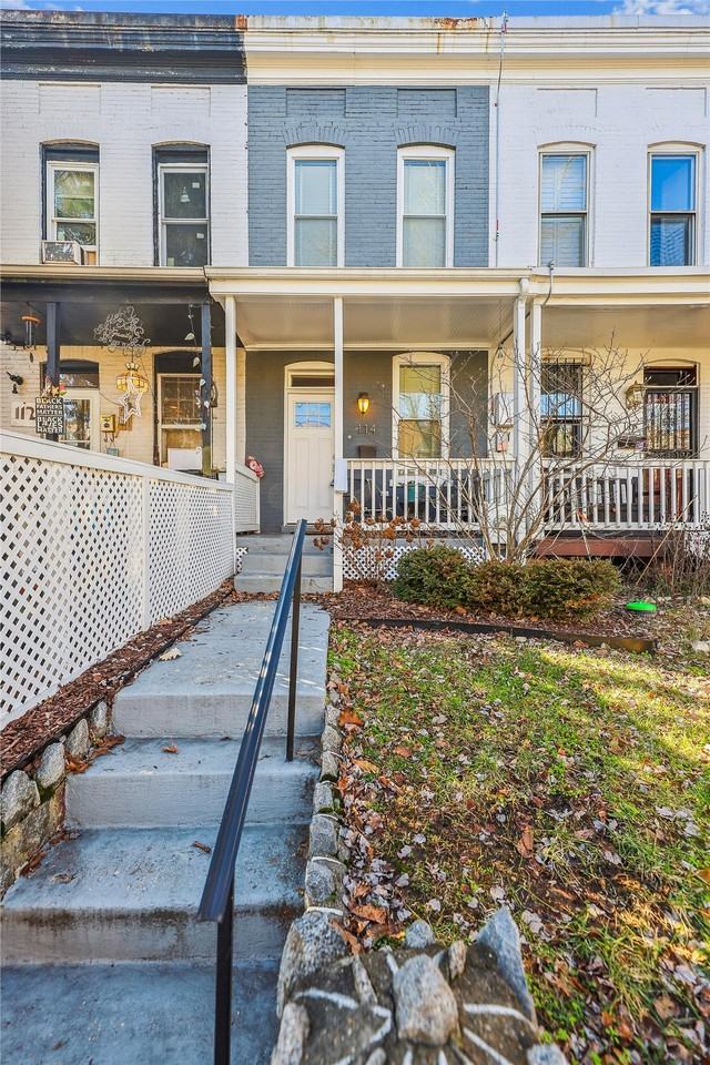 114 16th St Ne #X - Photo 2 of 33