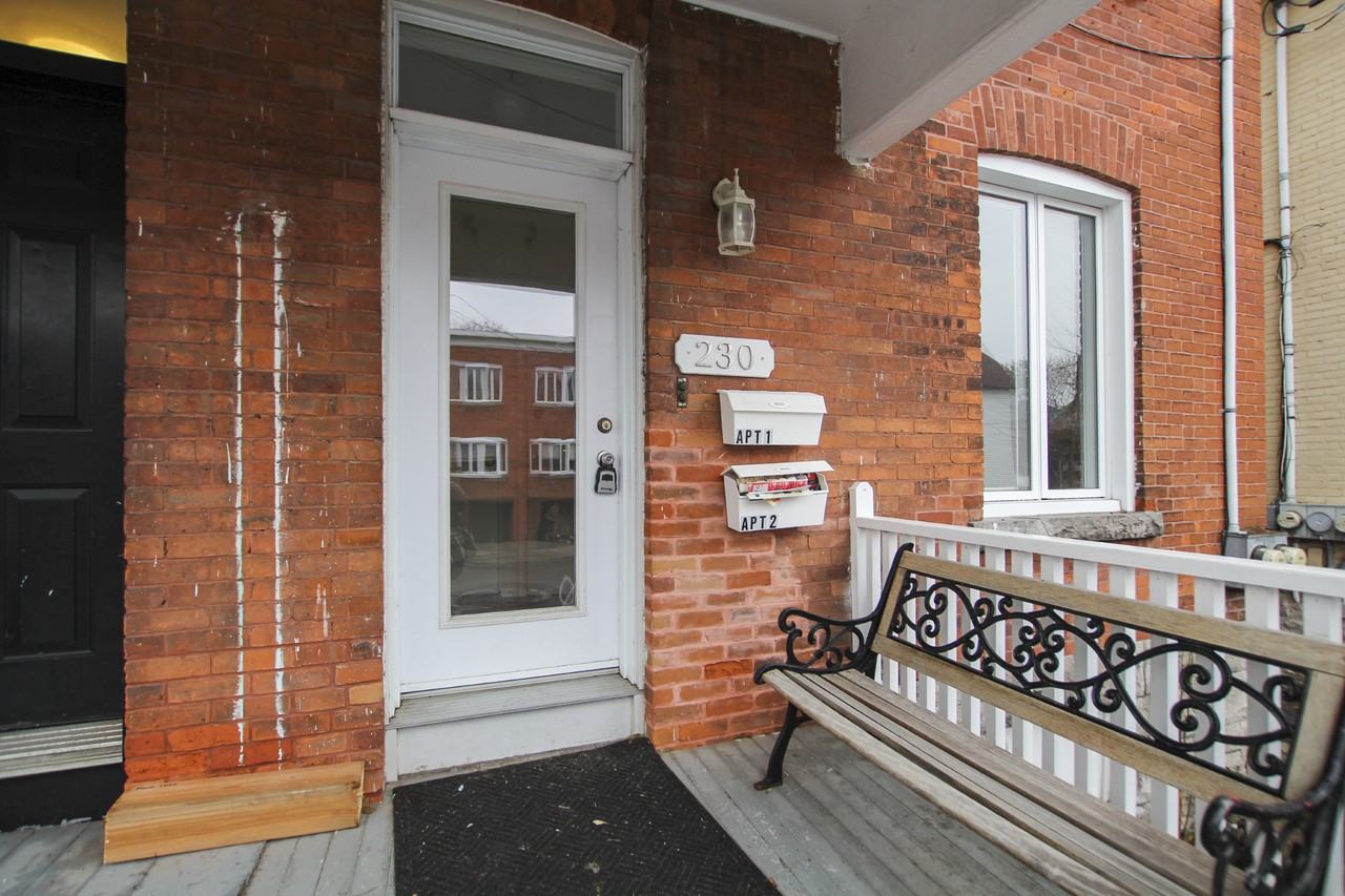 230 Percy Street - Photo 2 of 22