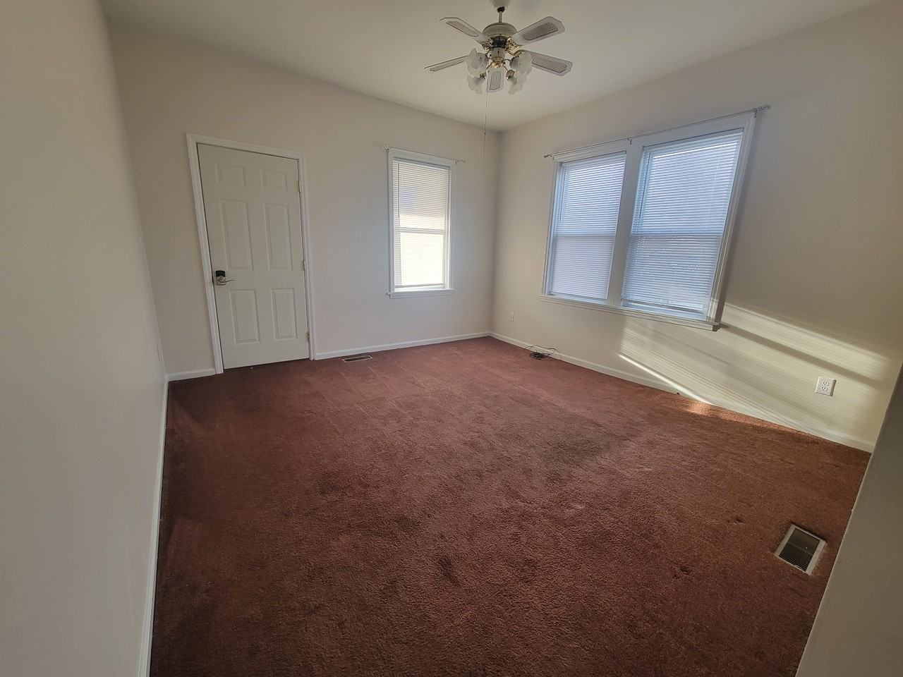 228 Summerlee Avenue #1 - Photo 2 of 25