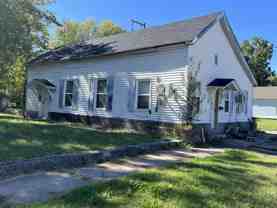 812 W 5th St - Photo 1 of 1