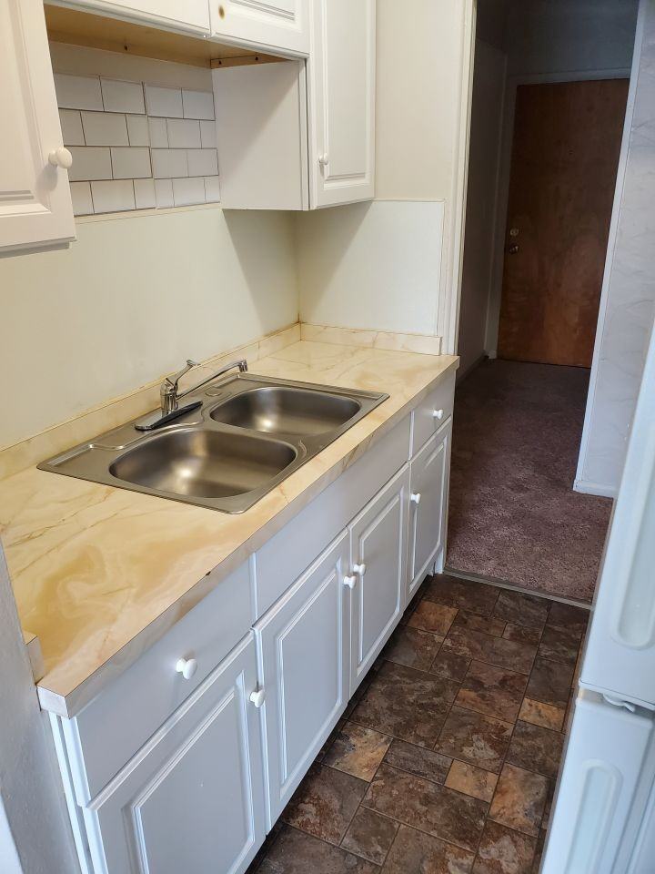 120 N 24th St - Photo 2 of 6