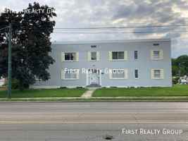 featured image of 2921 N Main St #6