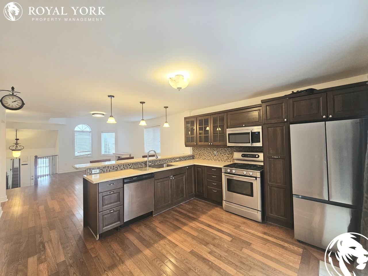 40 Dunsmore Lane - Photo 2 of 37