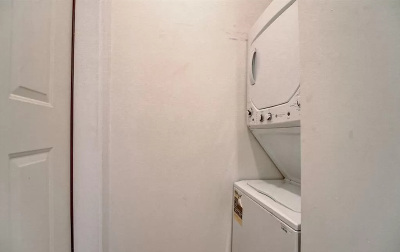 947 North Ormewood Park Drive Southeast #B - Photo 5 of 13