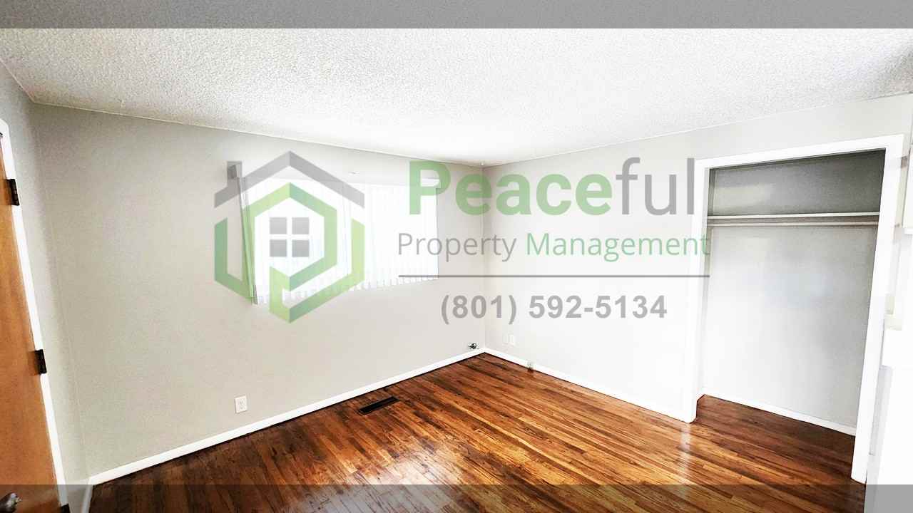 423 E 1300 S #4 - Photo 3 of 19