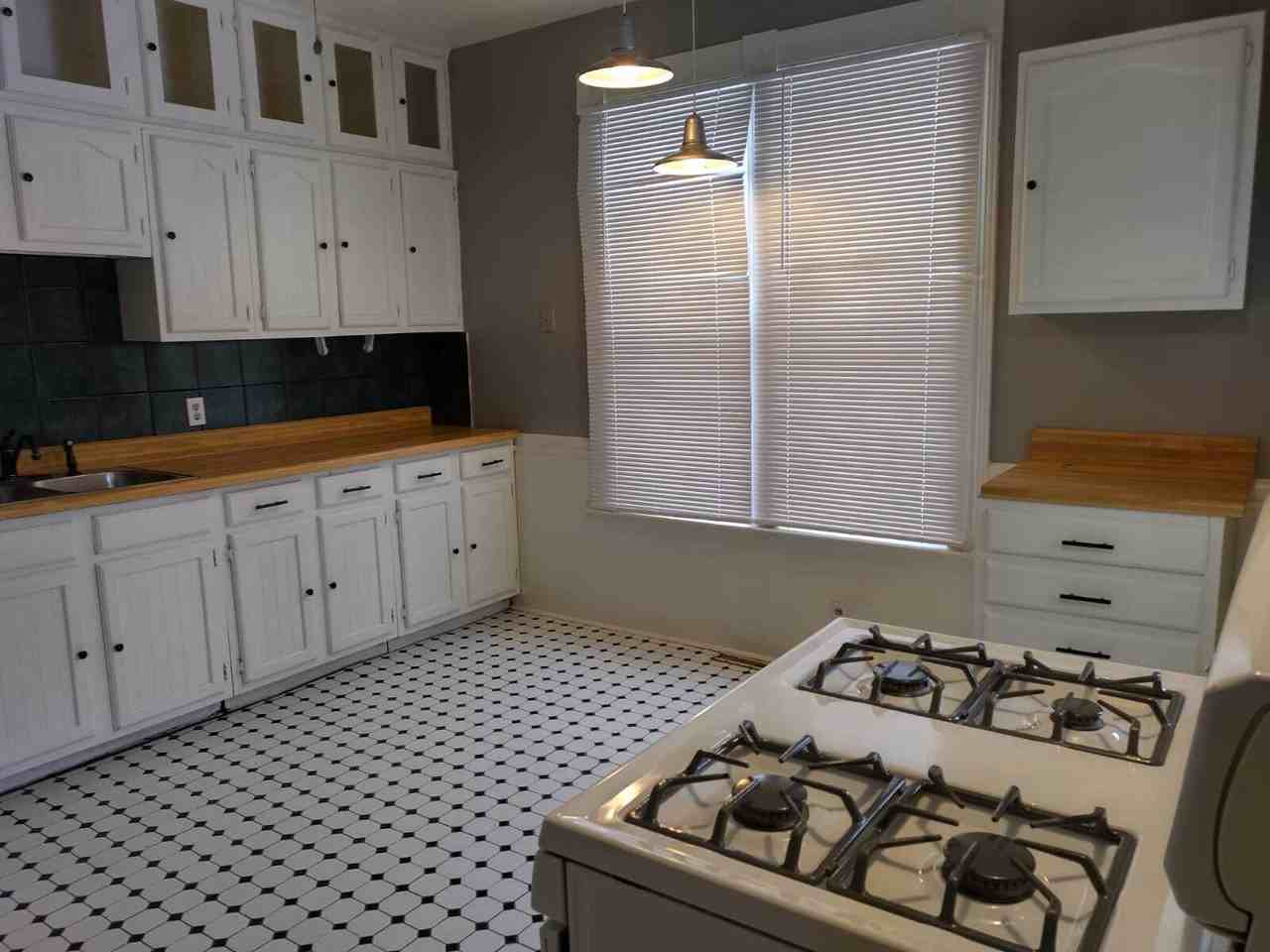 1309 4th Avenue (Lower) 1 - Photo 3 of 10