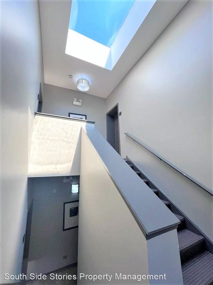 4500 S King/ 355 E 45th St - Photo 3 of 23