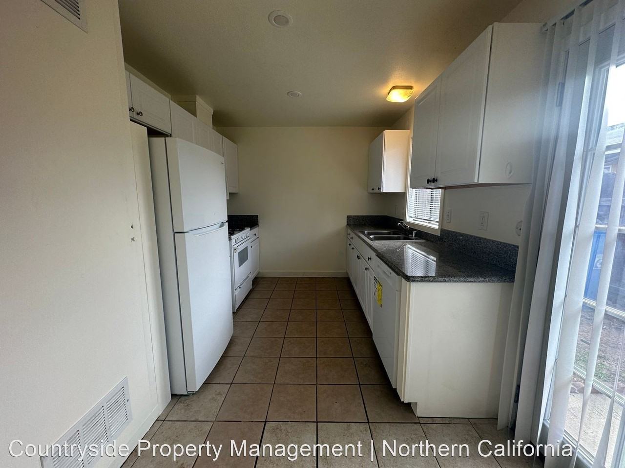 929 Roselawn Avenue - Photo 2 of 21