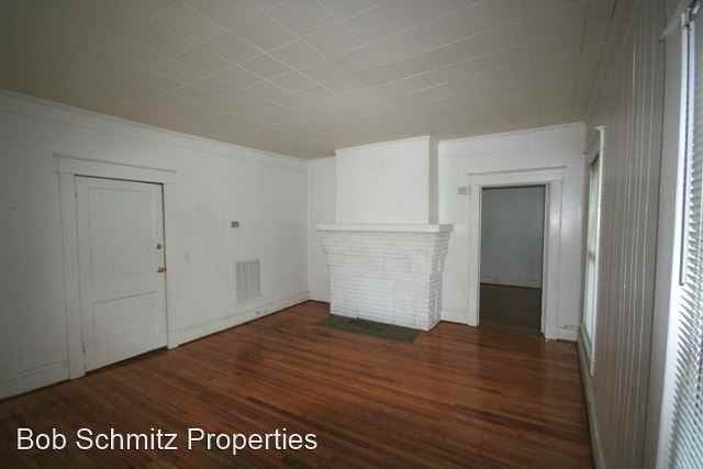 1215 Clarendon Street - Photo 3 of 10