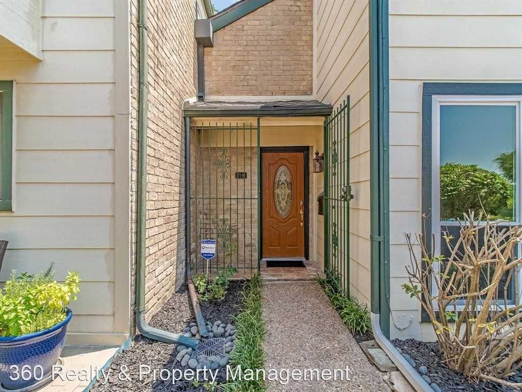 719 Worthshire St - Photo 2 of 26