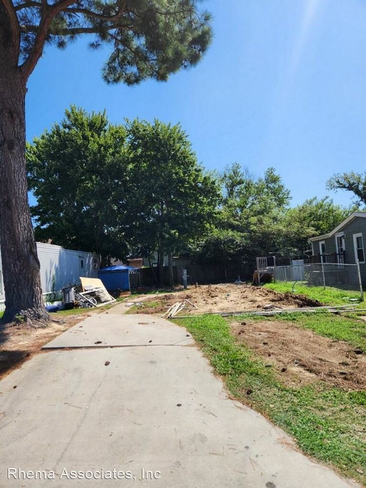 304 Tomahawk Trl, Virginia Beach, VA 23454 Studio for 850/month Zumper