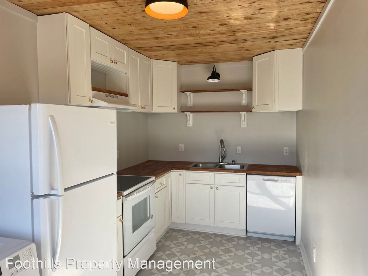 700 Valdese Ave. - Photo 3 of 26