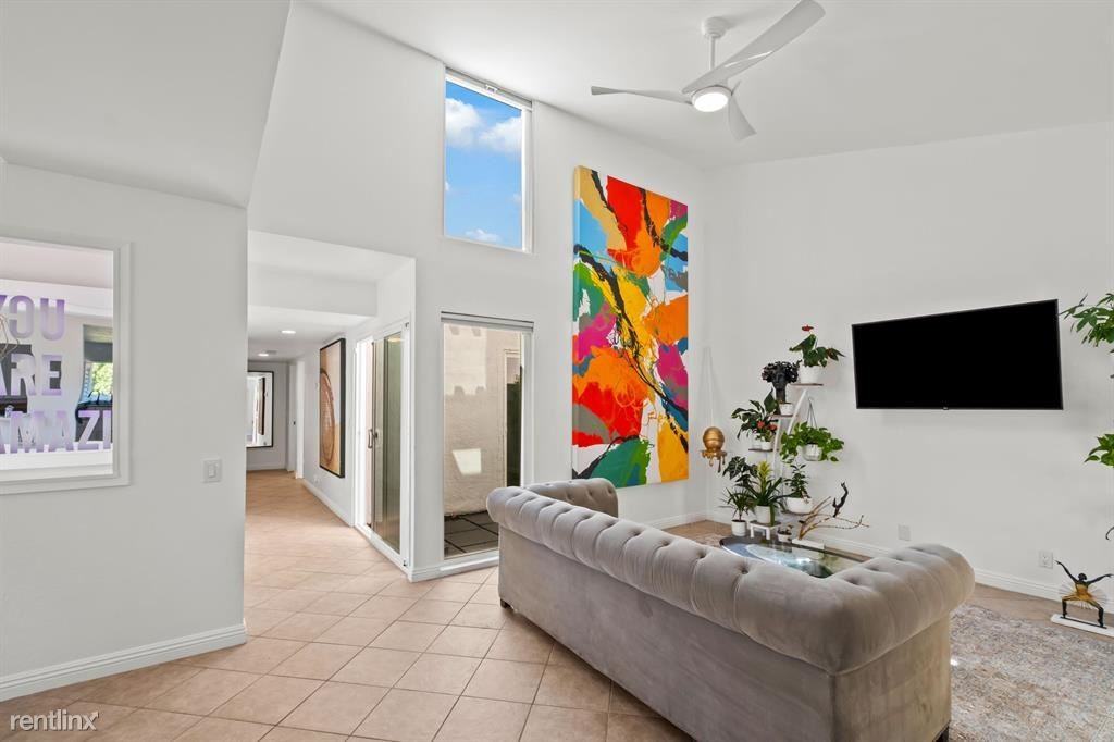 45696 Ocotillo Dr - Photo 3 of 24