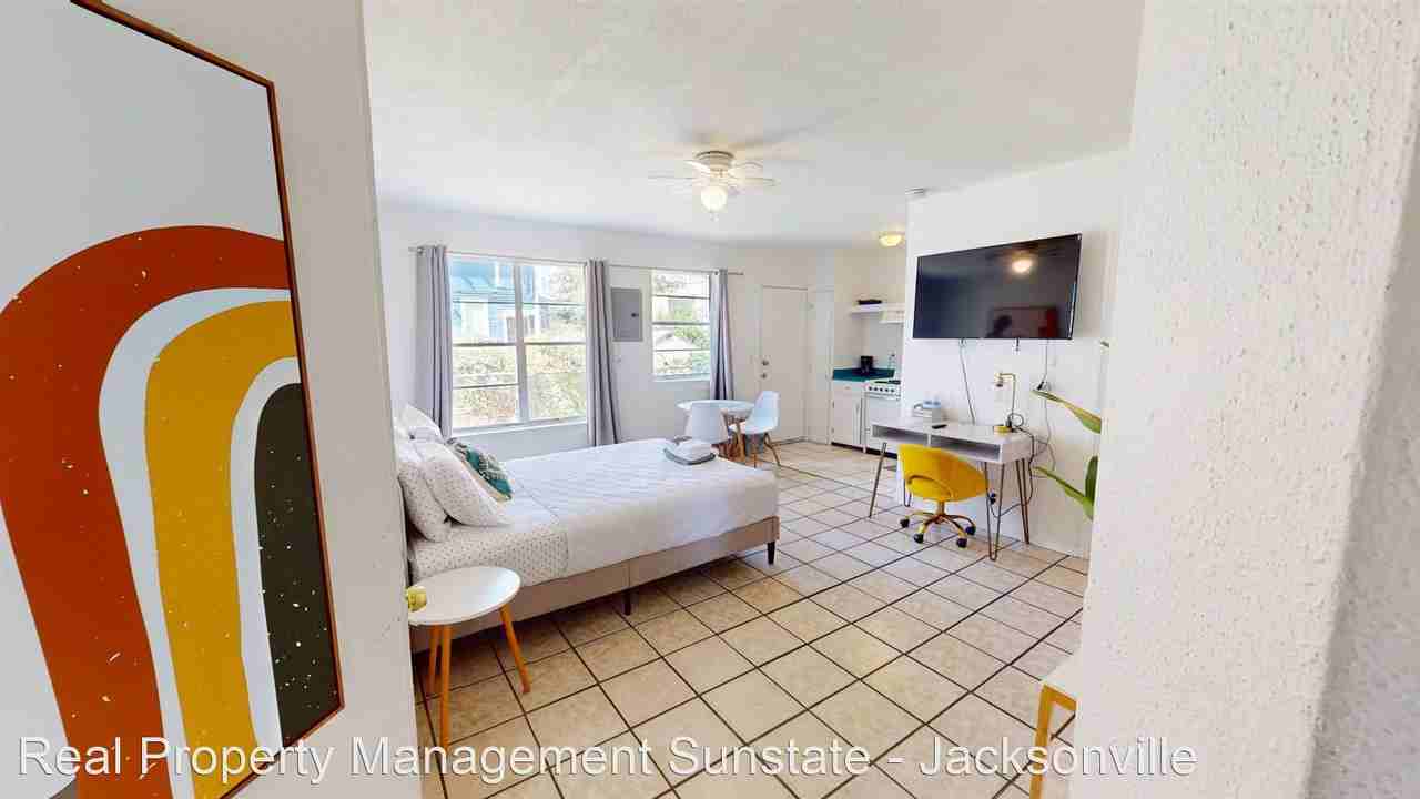 1242 N Laura Street - Photo 2 of 6