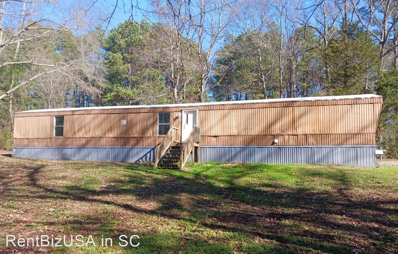 1582 Riverside Rd, Lancaster, SC 29720 3 Bedroom House for 950/month