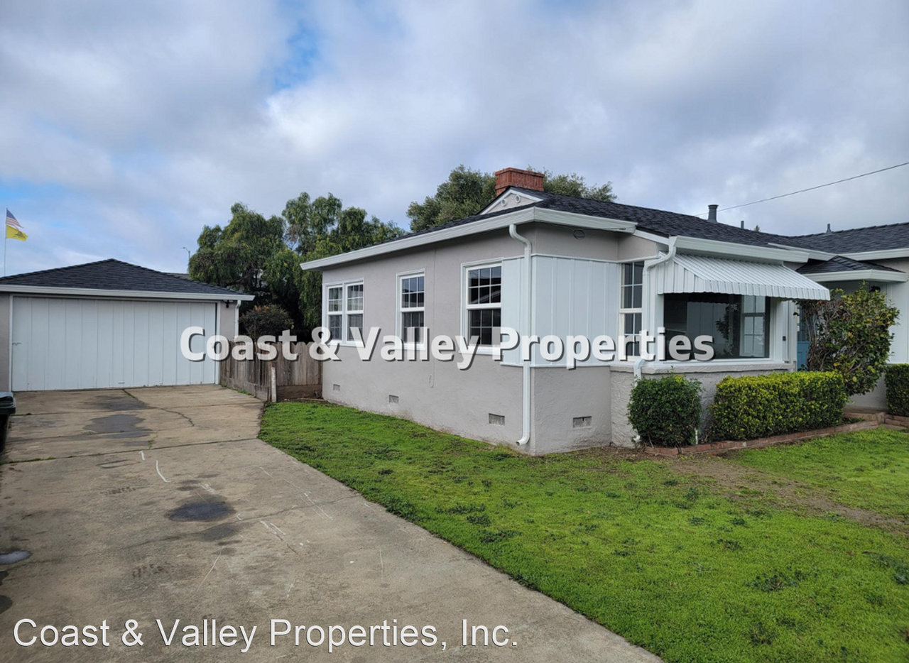 339 Noice Dr - Photo 3 of 15