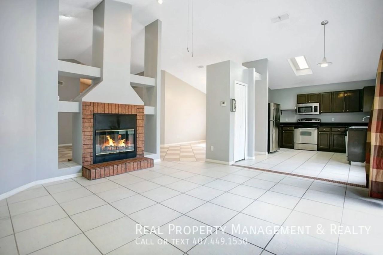 3724 Pickwick Dr - Photo 2 of 15