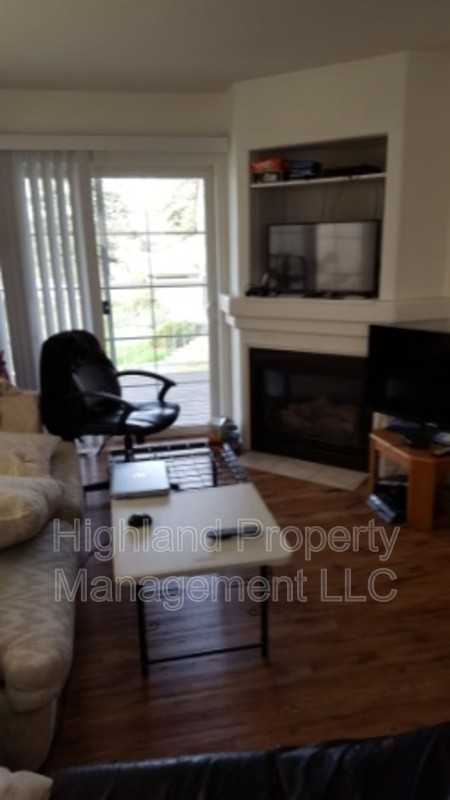 316 Ne Whitman St - Photo 2 of 3