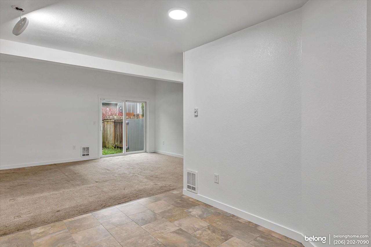 2020 Hollow Dale Pl #A - Photo 5 of 17