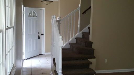 610 Bundy Cir - Photo 3 of 14