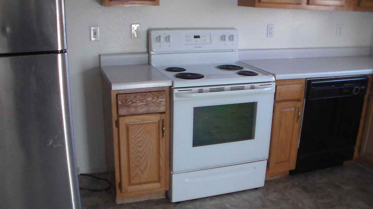 93 Georgia Ln - Photo 7 of 15