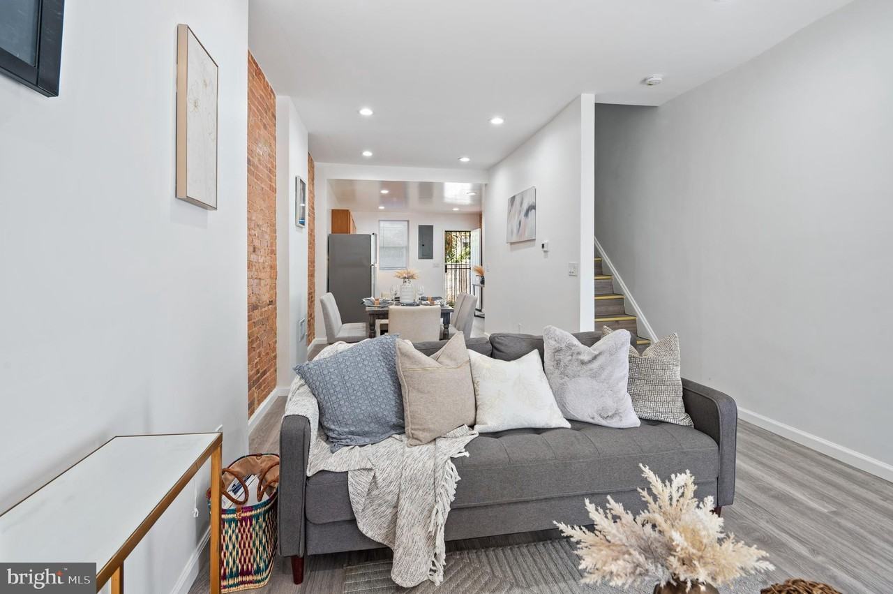 2654 Wilkens Ave, Baltimore, MD 21223 2 Bedroom House for 1,300/month