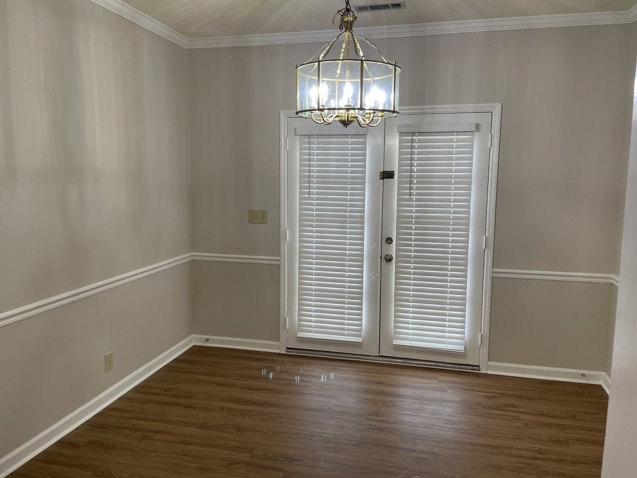 910 Mooty Bridge Rd - Photo 2 of 9