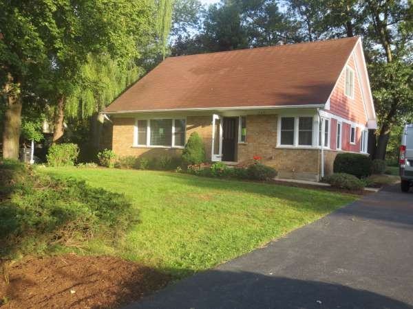 743 Cumnock Rd - Photo 2 of 18