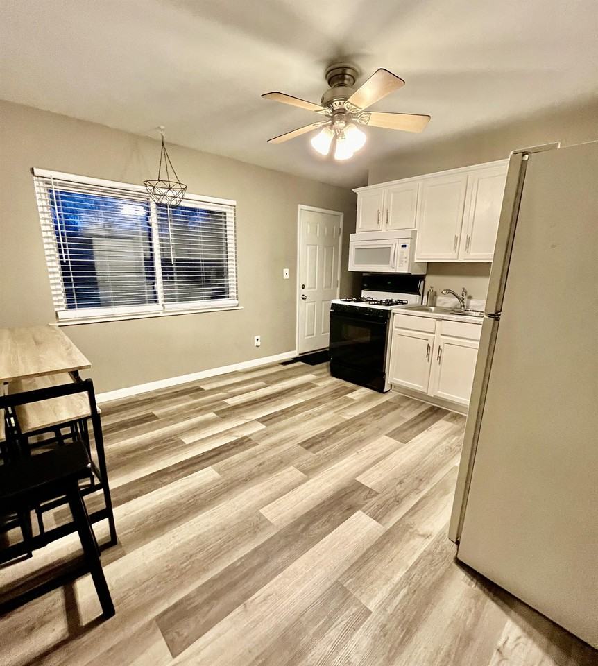 618 Dogwood Dr #1 - Photo 2 of 10