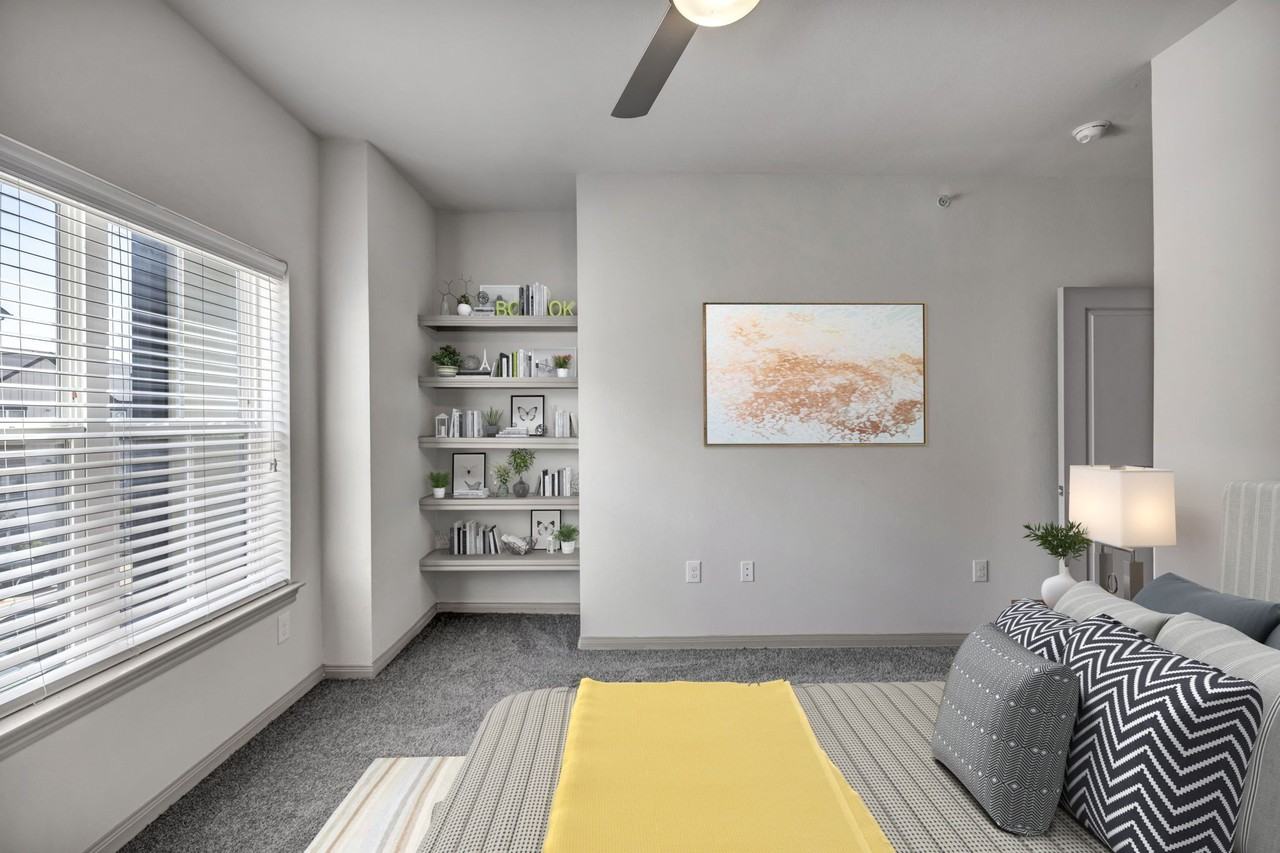 The Mont - Photo 6 of 45